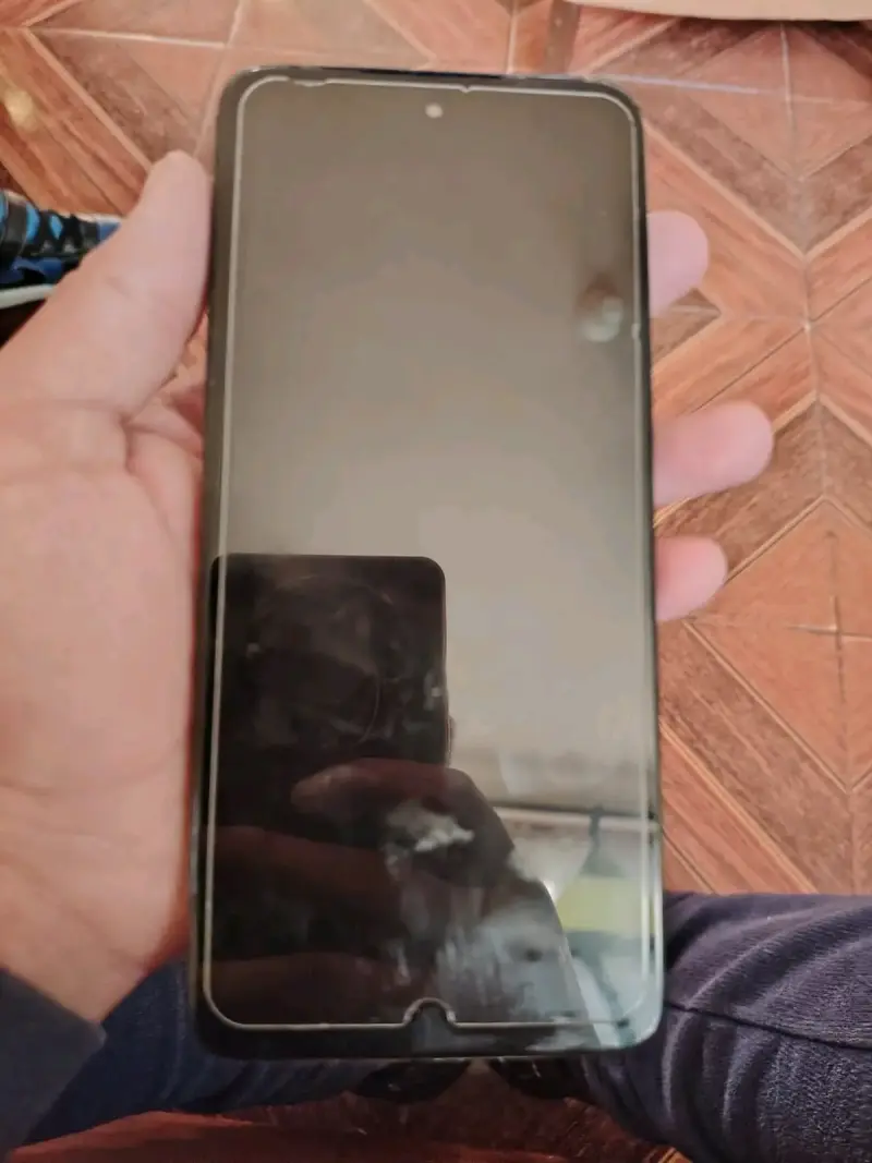 Smartphone Motorola verde con cámara dual de 50MP - 3