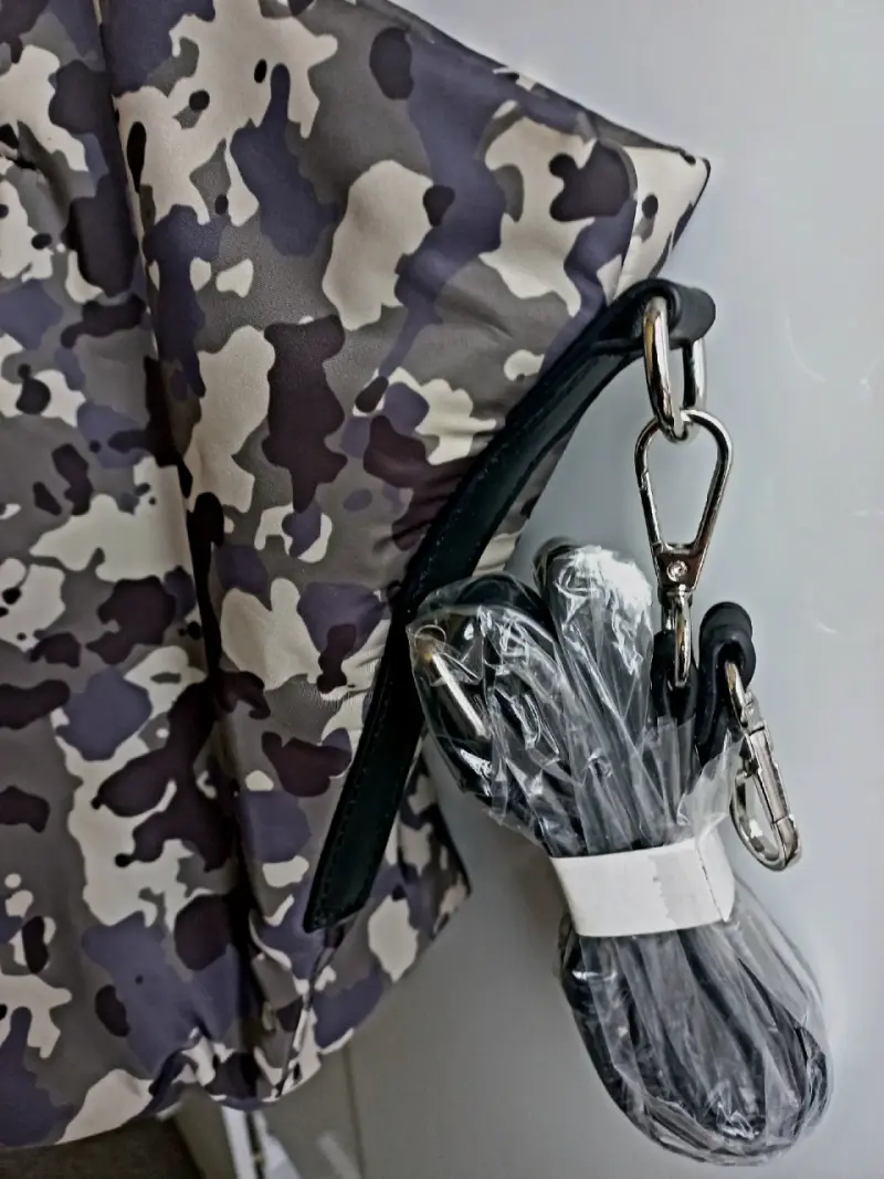 Bolso tote camuflaje asas negras Marca ID London - 5