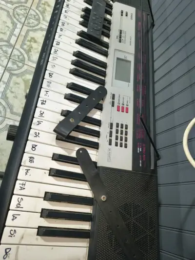 Teclado Casio CTK-1500 + Funda + Atrio - miniatura 1
