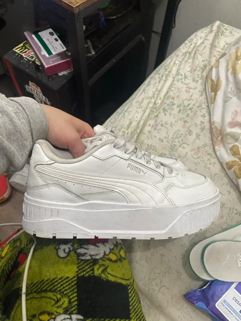 Zapatillas deportivas blancas Puma para mujer - 1