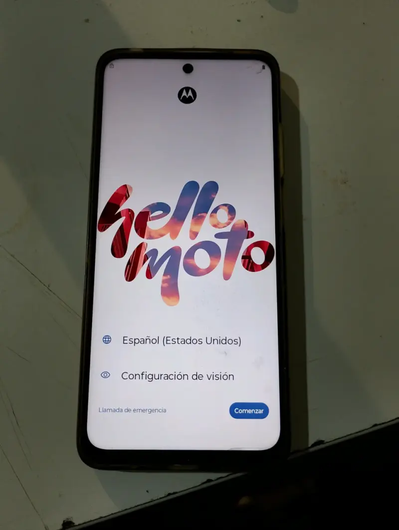 Celular Motorola g15 en buen estado - 3