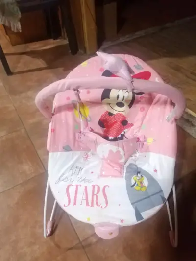 Silla mecedora infantil Minnie Mouse rosa - miniatura 4