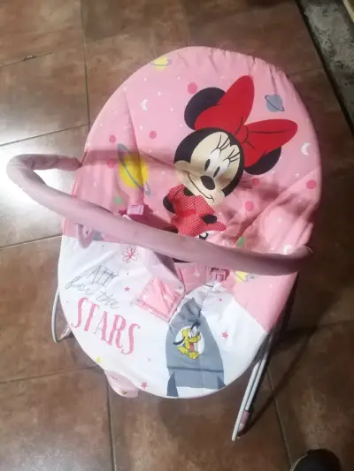 Silla mecedora infantil Minnie Mouse rosa - miniatura 5