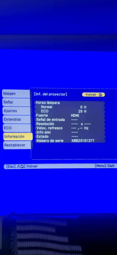 Proyector HDMI con pocas horas de uso - miniatura 1