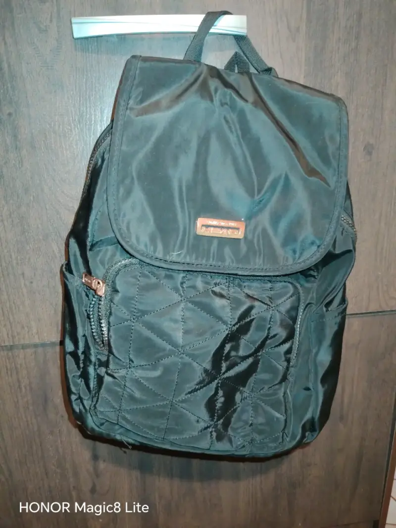 Mochila negra Head con diseño acolchado - 1