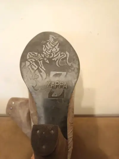 Botines de cuero marrón con tachas - miniatura 2