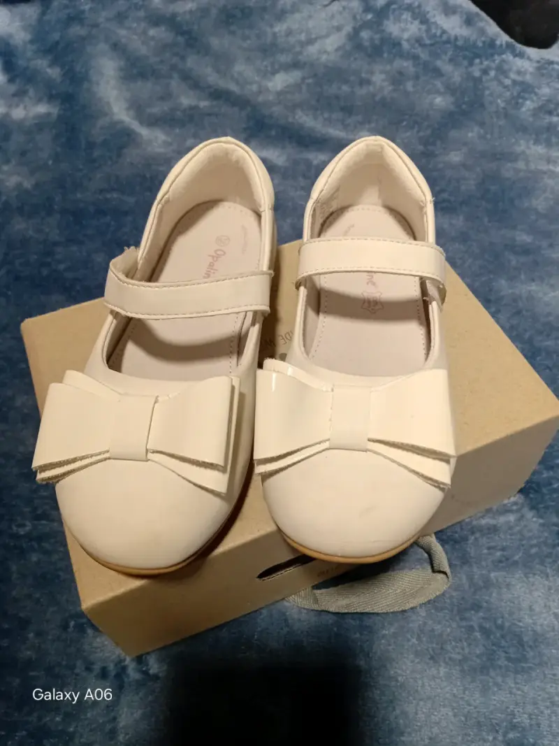 Zapatos para niña negros con flores y blancos - 2
