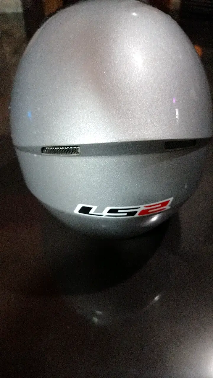 Casco de moto LS2 plateado con visor (nuevo) - 2