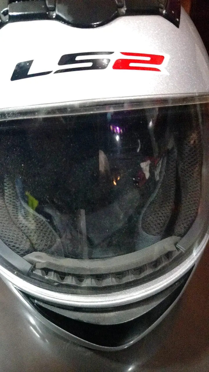 Casco de moto LS2 plateado con visor (nuevo) - 5