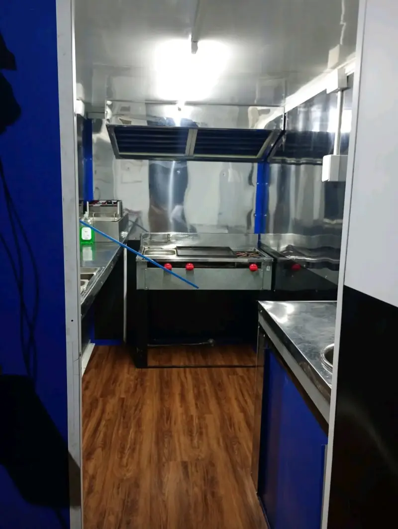 Carro de comida rápida con plancha y campana - 3