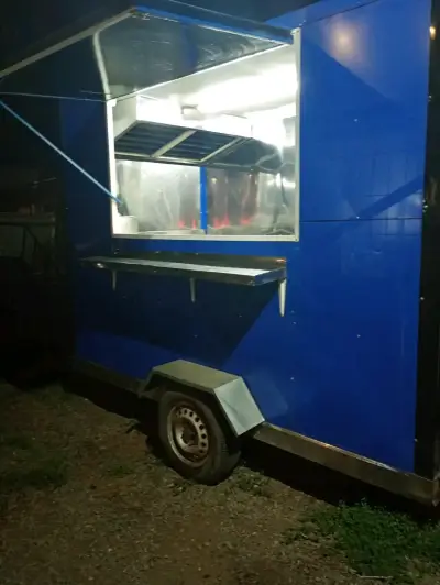 Carro de comida rápida con plancha y campana - miniatura 6