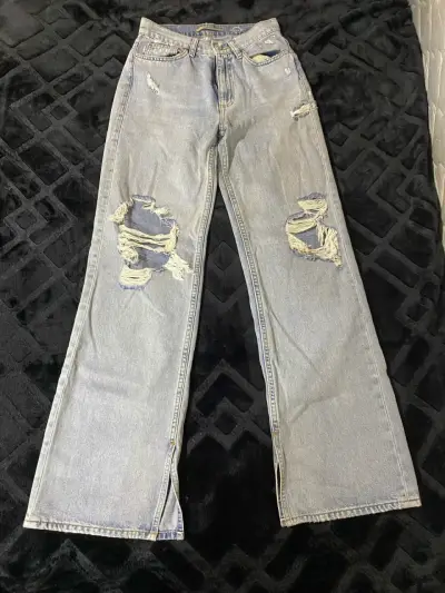 Jeans de mezclilla para mujer - miniatura 1