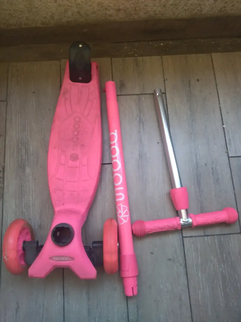 Patinete infantil rosa ajustable - 3