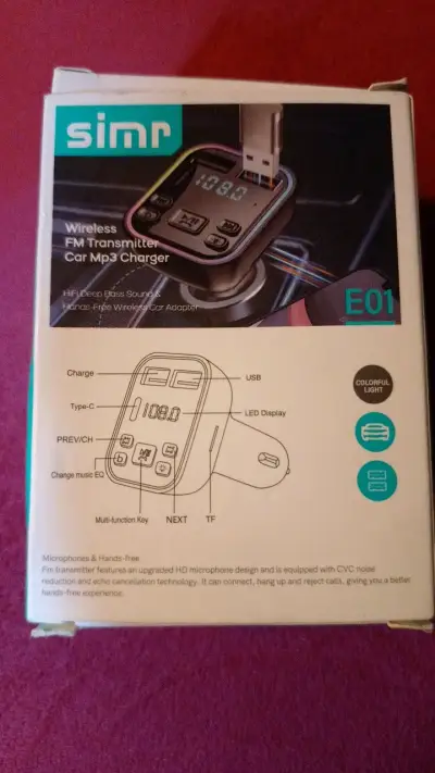 Transmisor FM Inalámbrico para Auto SIMR E01 - miniatura 2
