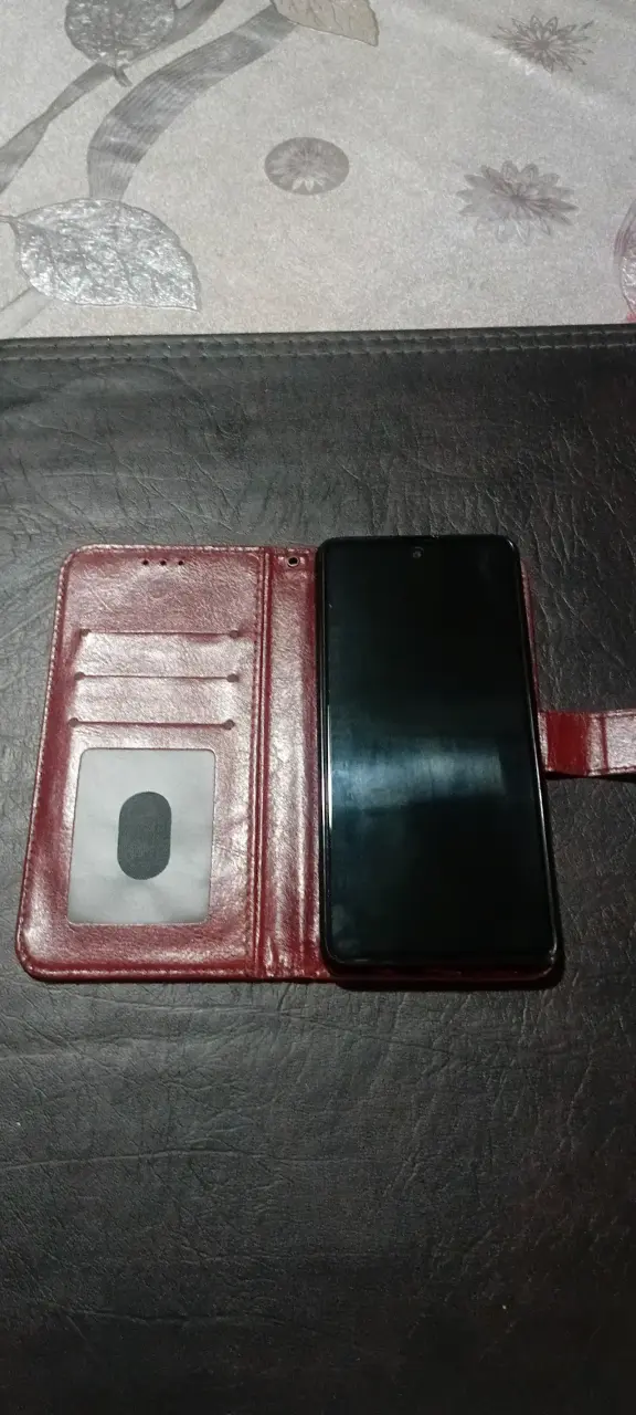 Smartphone Samsung Galaxy con funda - 2