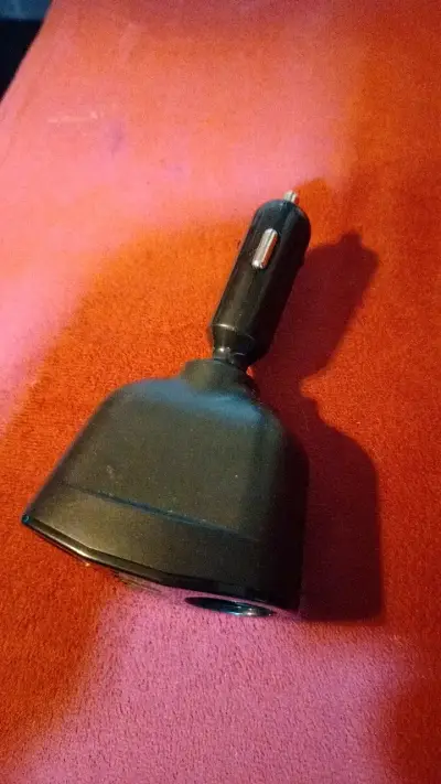 Cargador de Auto USB con Doble Puerto QC3.0 - miniatura 2