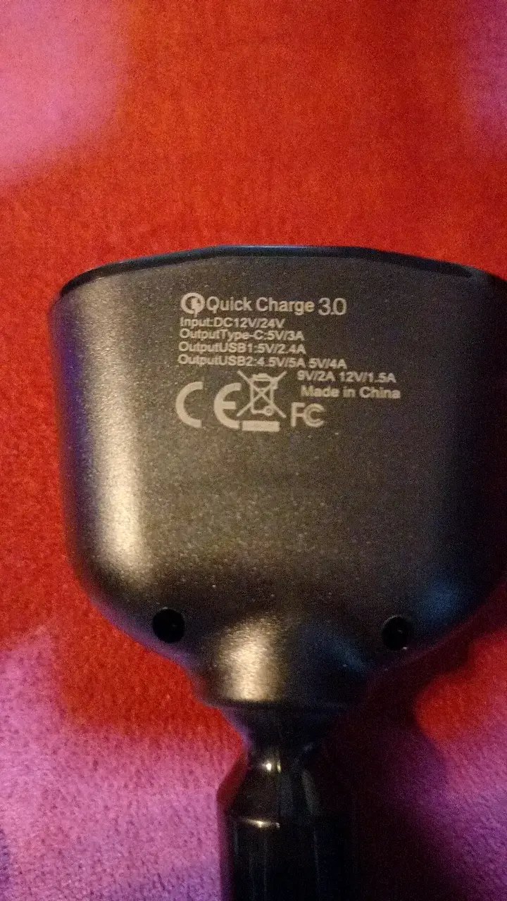 Cargador de Auto USB con Doble Puerto QC3.0 - 3