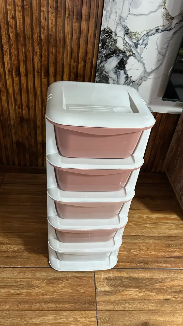 Cajonera plástica con 5 cajones rosados - 2