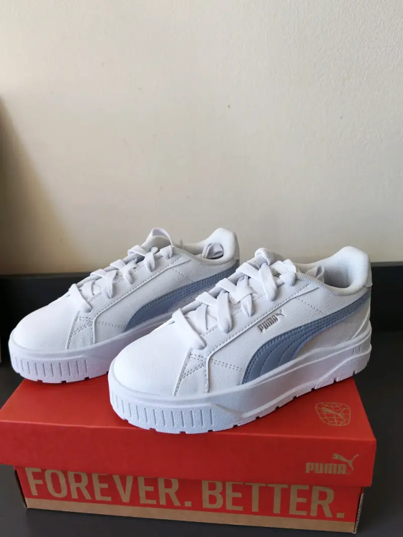 Zapatillas deportivas blancas Puma para mujer - 1