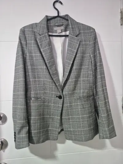 Blazer de mujer a cuadros elegante - miniatura 2
