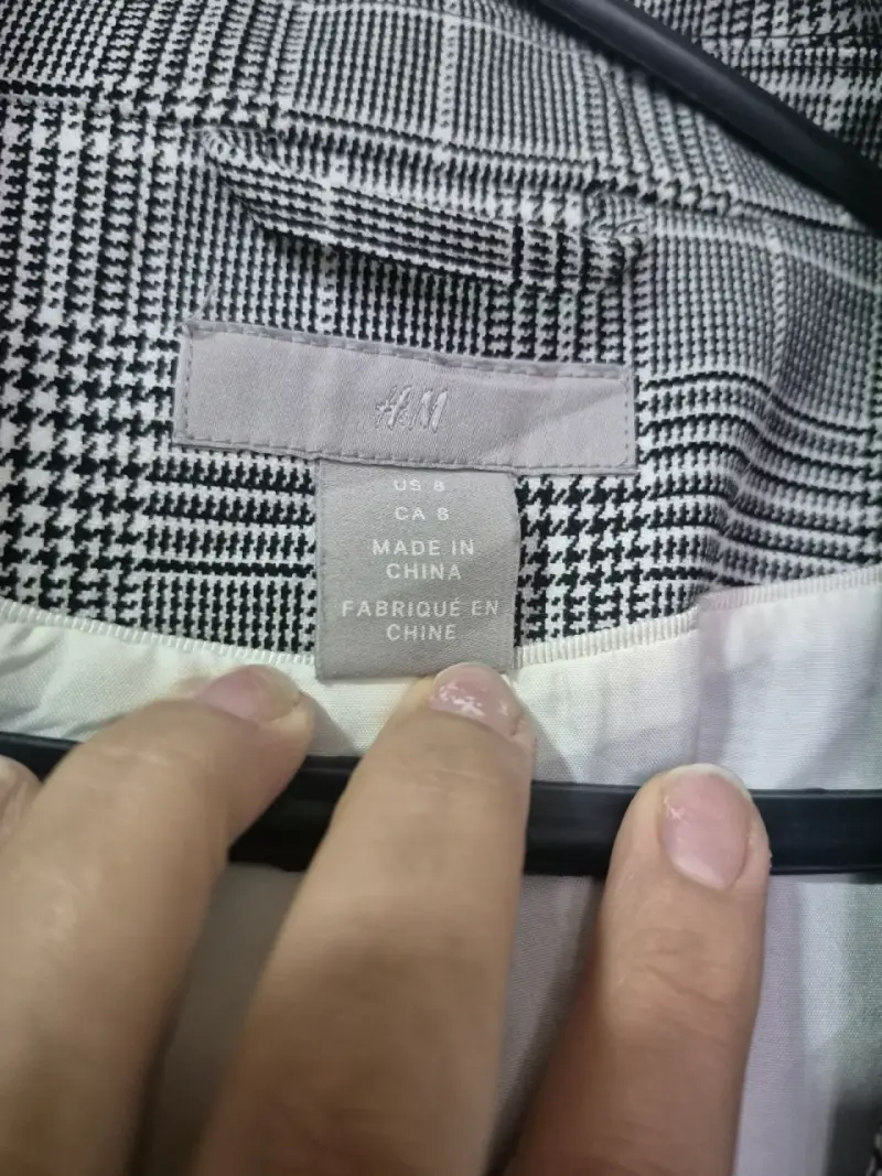 Blazer de mujer a cuadros elegante - 3