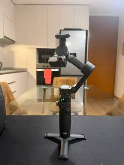 Osmo mobile 7P marca DJI - miniatura 1