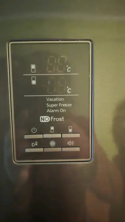Refrigerador No Frost con Control Digital - miniatura 2