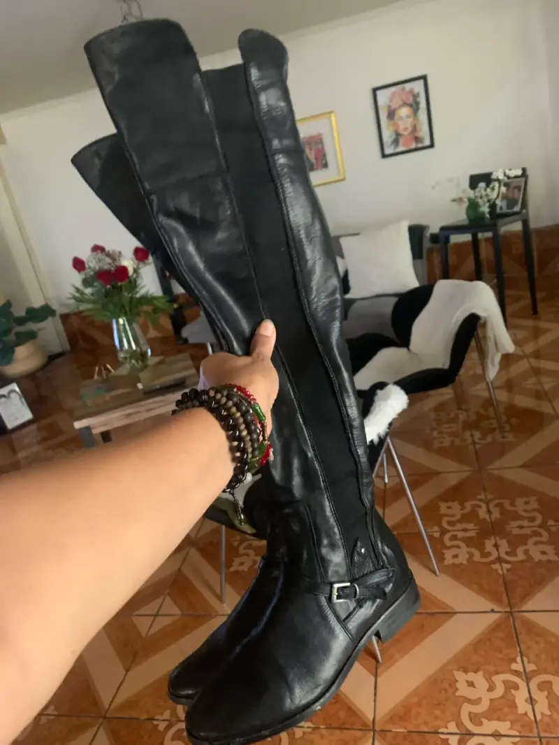 Botas negras de cuero hasta la rodilla - 2
