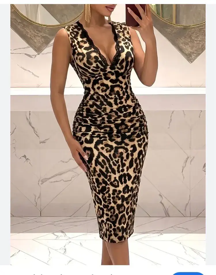Vestido ajustado de leopardo con encaje