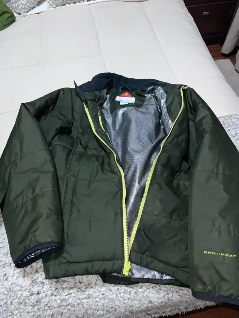 Chaqueta Columbia verde con capucha y tecnología Omni-Heat - 6
