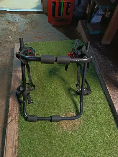 Soporte para bicicleta ajustable rojo - miniatura 3