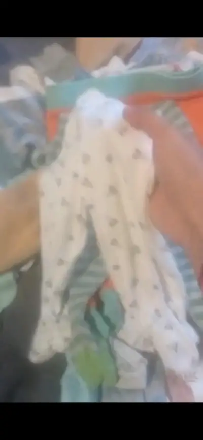 Ropa de bebe - miniatura 1