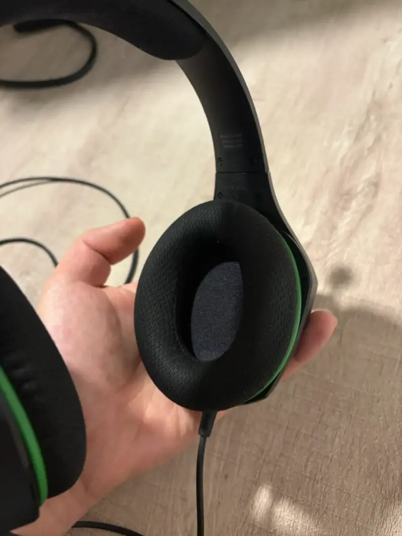 Audífonos HYPERX XBOX - 4