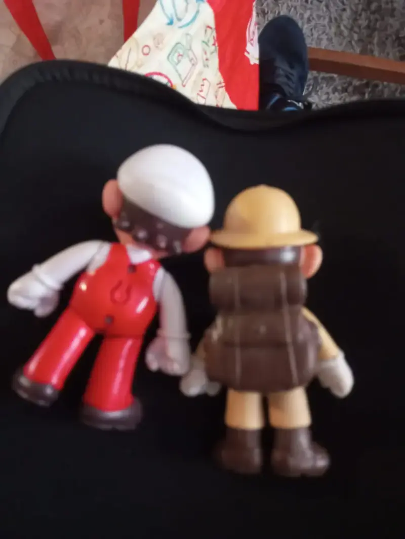 Pack 2 Figuras Mario Bros (Mario Fuego con Luz + M - 3