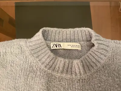 Suéter celeste/gris  Zara mujer - miniatura 2