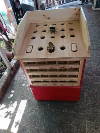 Juego de rana de madera con base roja - miniatura 2