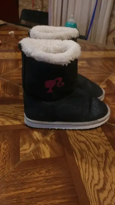 Botas de invierno negras con forro de lana - miniatura 2