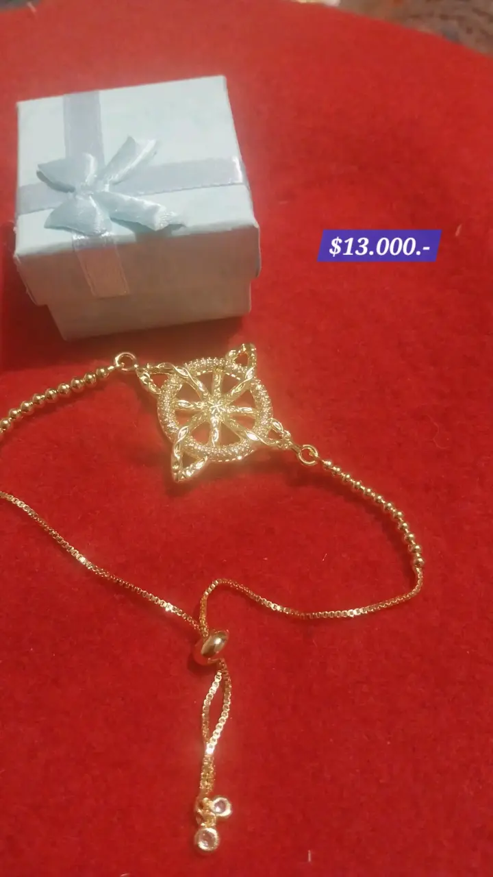 Pulsera nudo de bruja ajustable
