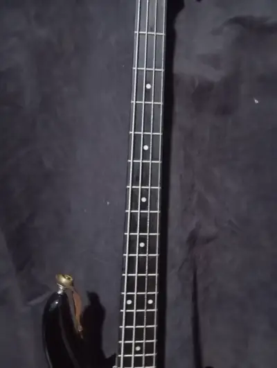 Bajo eléctrico Ibanez GIO Soundgear - miniatura 5