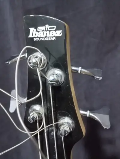 Bajo eléctrico Ibanez GIO Soundgear - miniatura 6