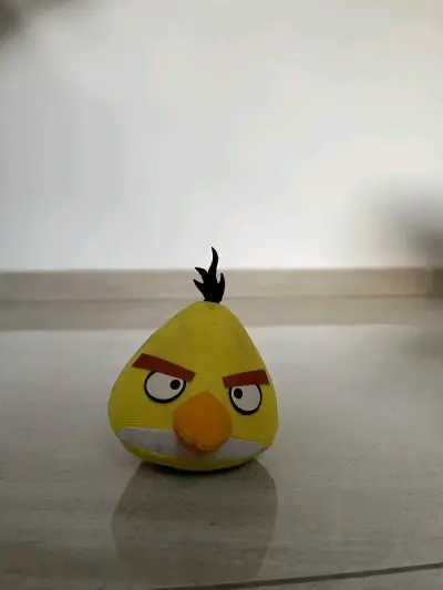 Peluche de Angry Birds amarillo - miniatura 1