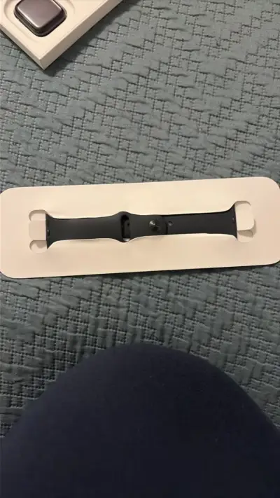 Apple Watch en caja original - miniatura 2