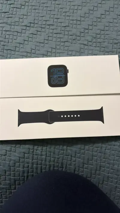 Apple Watch en caja original - miniatura 3