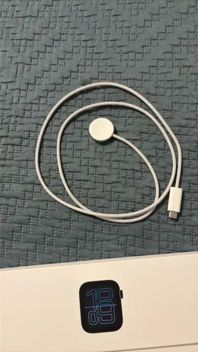 Apple Watch en caja original - miniatura 4