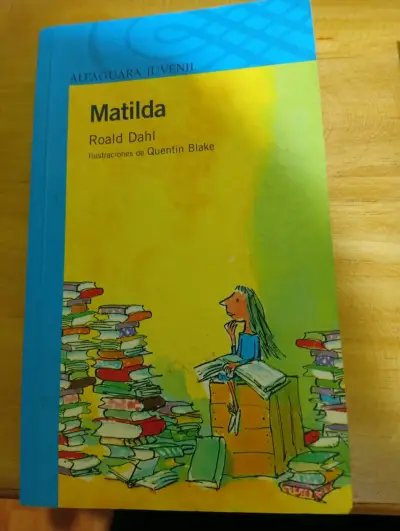 Libro Matilda de Roald Dahl - Alfaguara Juvenil - miniatura 1