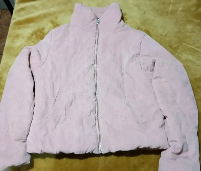 Chaqueta rosada para mujer