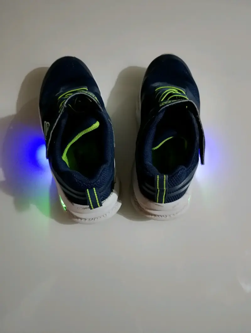 Zapatillas Skechers S-Lights para niños - 3
