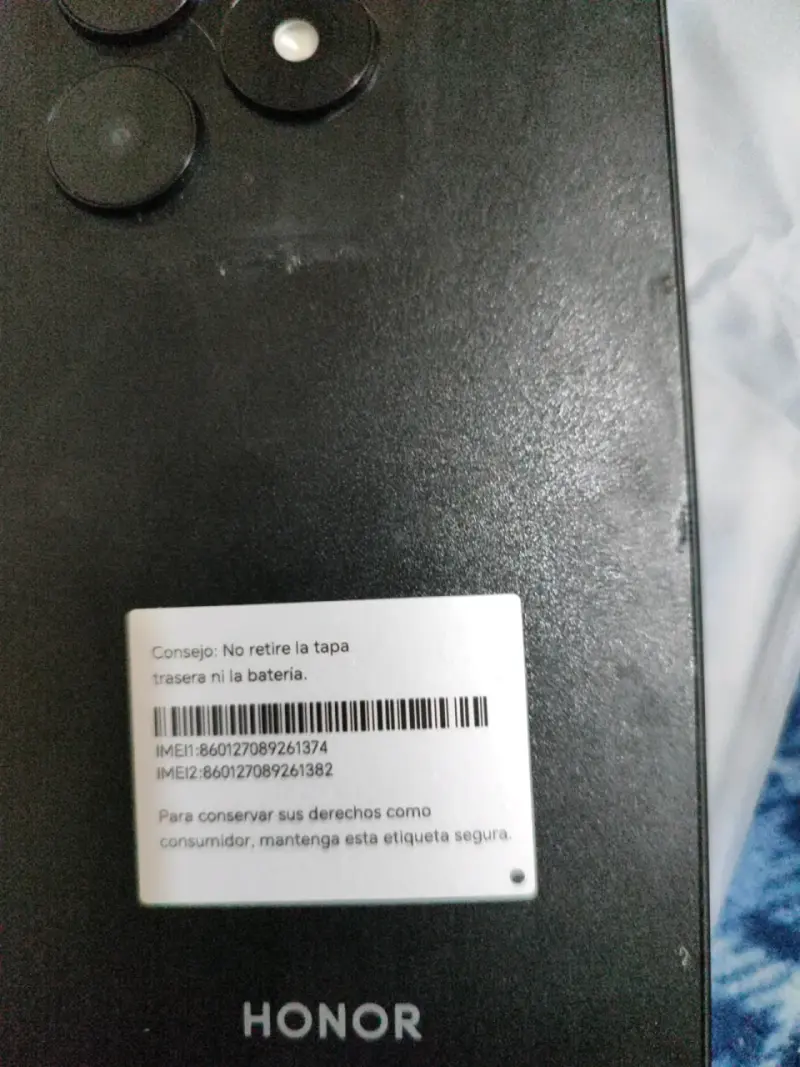 Smartphone Honor con pantalla grande y apps - 2