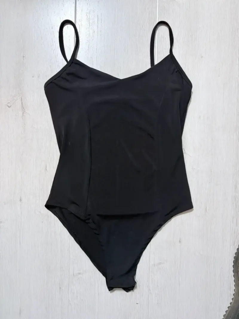 Body negro de tirantes para mujer