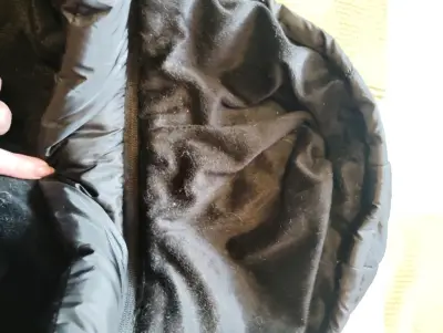 Parka  negra  acolchads  talla 14 - miniatura 2